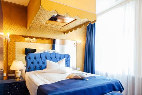 Hotel Village — hotel room