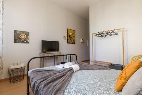 Oporto Bonjardim Residence — hotel room