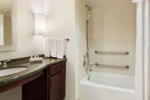 Homewood Suites by Hilton Tampa Airport - Westshore — photo 8