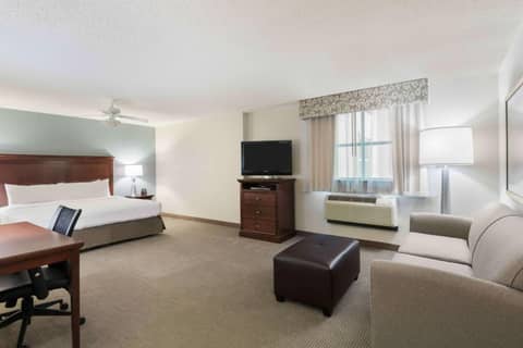 Homewood Suites by Hilton Tampa Airport - Westshore — photo 9