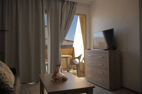 Apartamentos Pirámides — photo 9