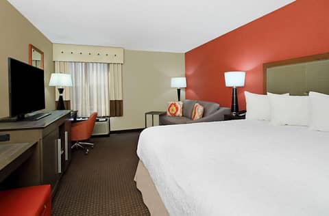 Hampton Inn Columbus-International Airport — photo 7