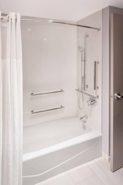 Hyatt Place Reno — bathroom