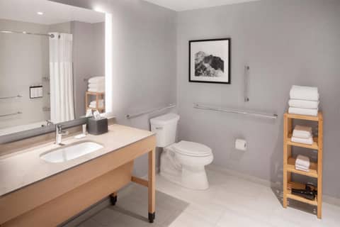 Hyatt Place Reno — bathroom