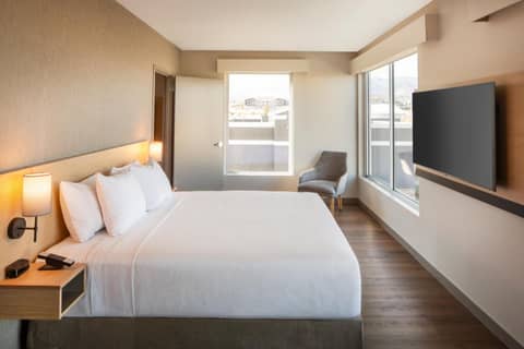 Hyatt Place Reno — hotel room