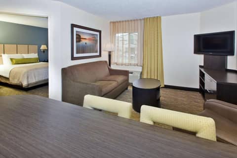 MainStay Suites Southfield-Detroit — photo 9