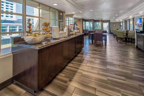 La Quinta by Wyndham Anaheim — photo 6