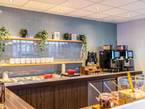 ibis Styles Hotel Brussels Centre Stéphanie — photo 2
