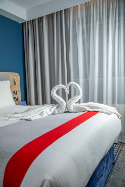 Holiday Inn Express Royal Docks by IHG — building