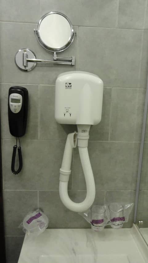 Relax Comfort Suites Hotel — photo 9