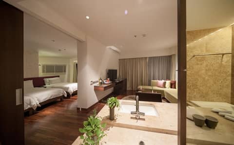 LiT BANGKOK Hotel — photo 3
