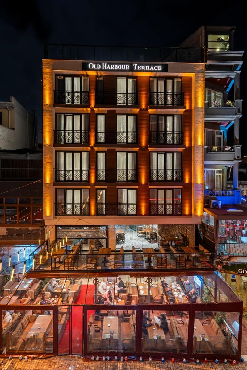 Old Harbour Hotel istanbul — building