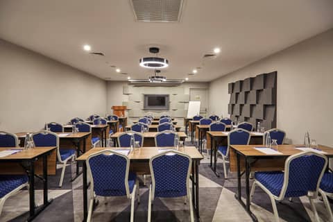 Holiday Inn Express - Istanbul - Atakoy Metro by IHG — meeting & event spaces