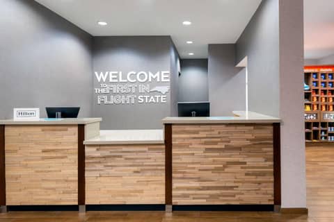 Hampton Inn Charlotte Uptown — photo 3