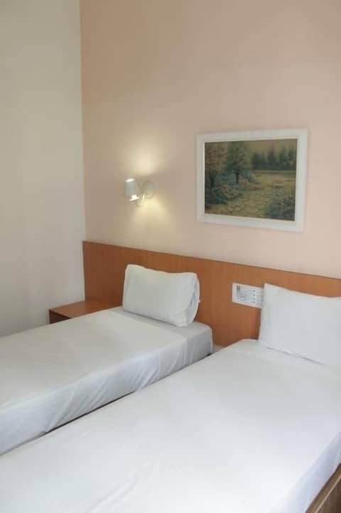 Hotel Atlântico Tower - SOFT OPENING — hotel room