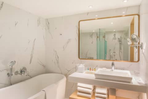 Holiday Inn Golden Mile by IHG — photo 2