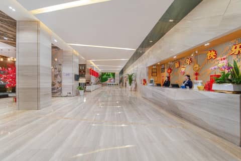 Shenzhen Ramada Plaza, North Railway Station — photo 2