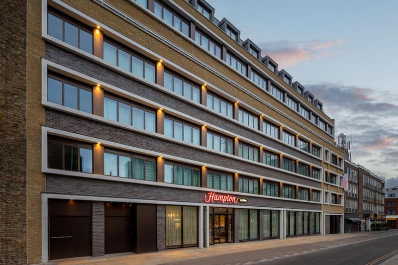 Hampton By Hilton London City — building