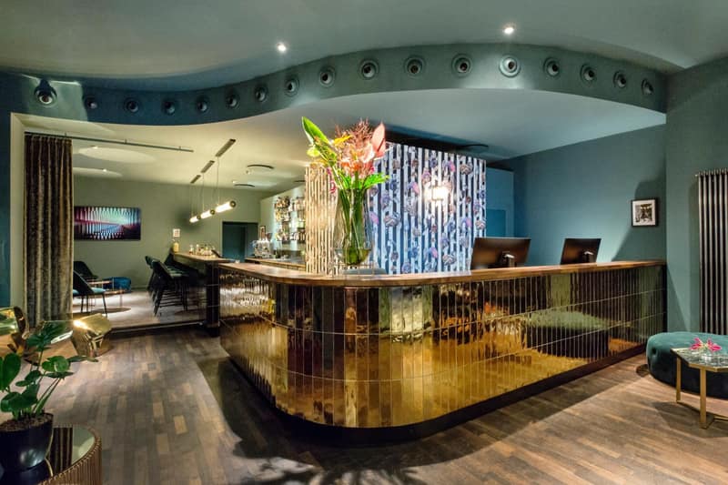 Manhattan Hotel — recepcion & lobby