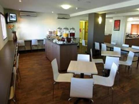 ibis Budget Perth Airport — photo 4