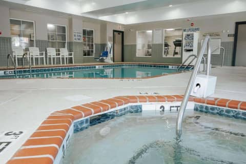 Country Inn & Suites by Radisson, Myrtle Beach, SC — recepcion & lobby