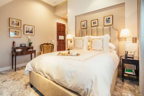 Deluxe Double Room — the supplier's photographs — photo 1