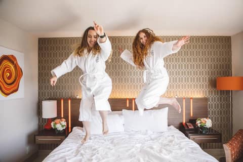 Hotel Angeleno — human