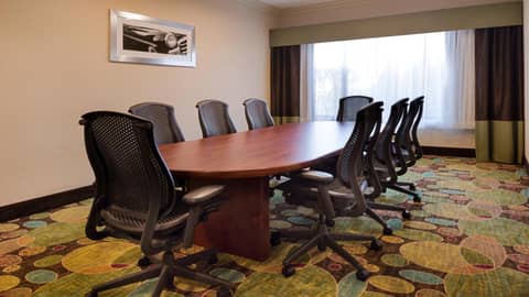Holiday Inn Hotel & Suites Warren by IHG — photo 4