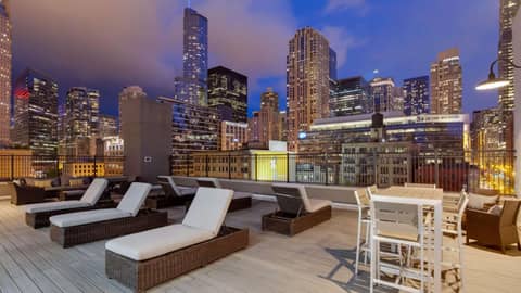 Best Western Chicago Downtown-River North — roof