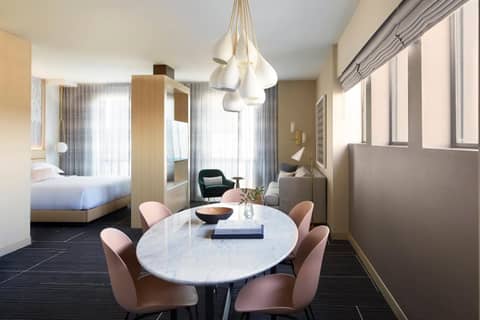 Kimpton Hotel Wilshire by IHG — hotel room