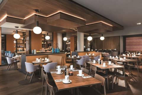 Adina Apartment Hotel Frankfurt Westend — photo 7