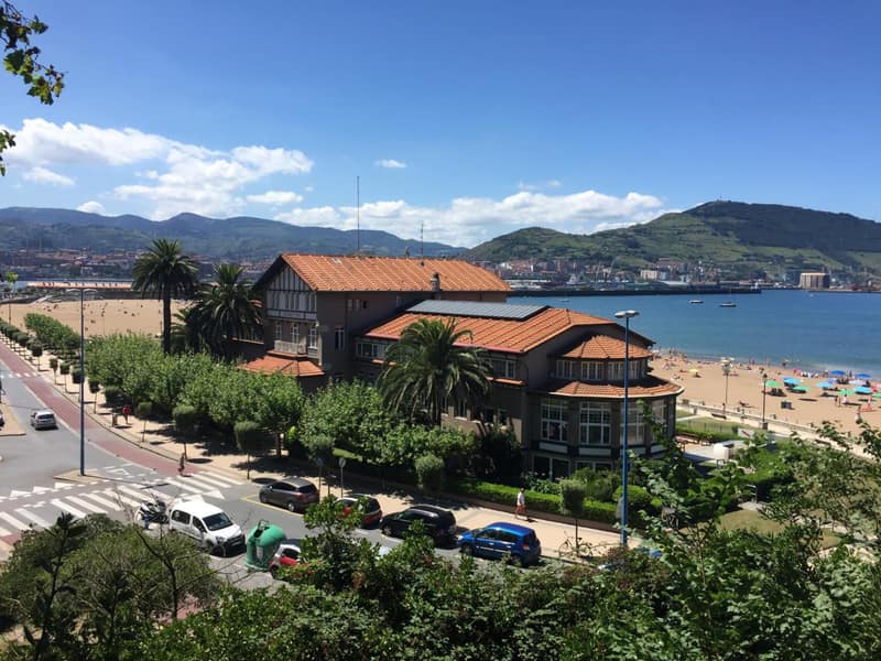 Hotel Igeretxe — building
