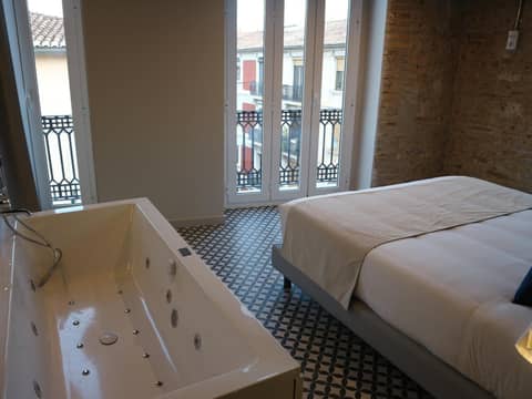 YOU & CO. Quart Boutique — hotel room