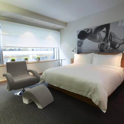 Le Germain Hotel Maple Leaf Square — photo 6