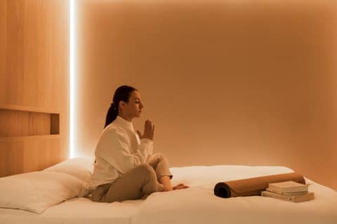 Zedwell Underground Hotel Tottenham Court Rd — human