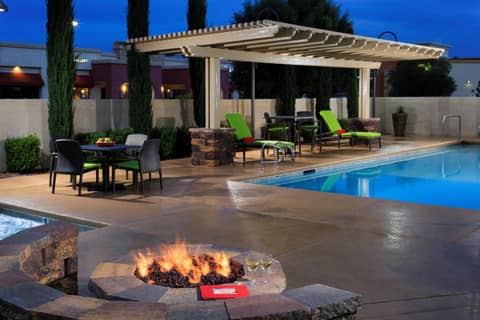 Hampton Inn & Suites Las Vegas South — recepcion & lobby