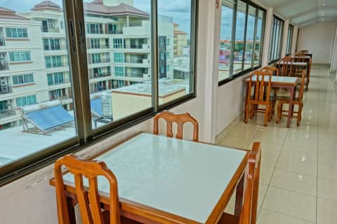 LEK Jomtien Hotel — photo 9