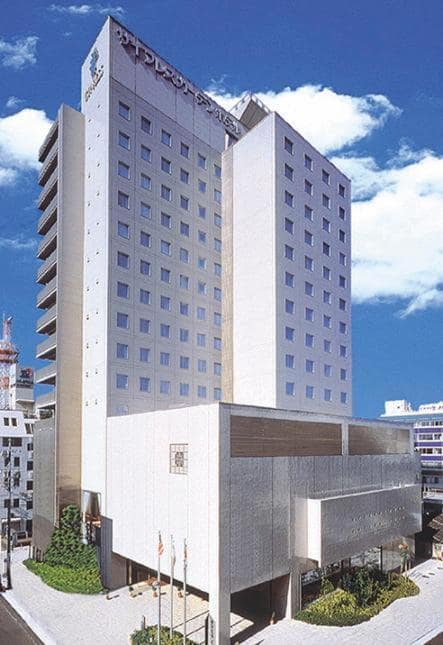 Cypress Garden Hotel — building