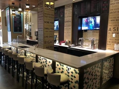 Fairfield Inn & Suites by Marriott Philadelphia Downtown/Center City — dining
