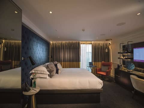 The Guardsman Hotel and Residences — photo 7