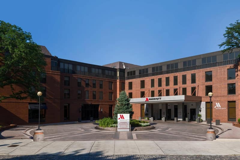 Philadelphia Marriott Old City — building