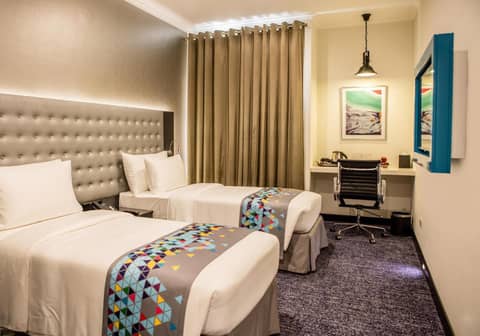Fairway Colombo - Sri Lanka's First Hotel With Robot Technology — photo 3