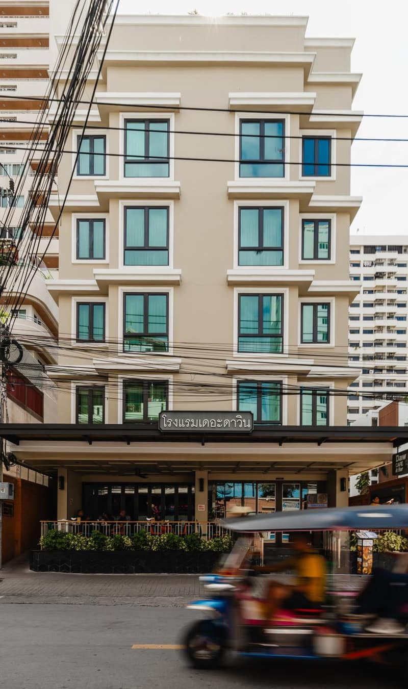 The Dawin Hotel — building