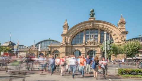 Grand Hotel Downtown - Frankfurt Central Station - Boutique Design Hotel — human