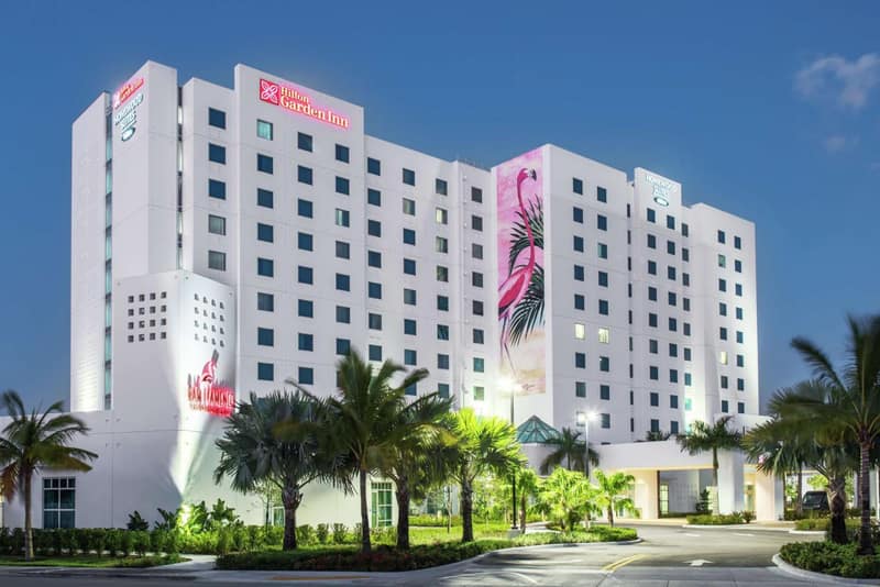 Hilton Garden Inn Miami Dolphin Mall — building