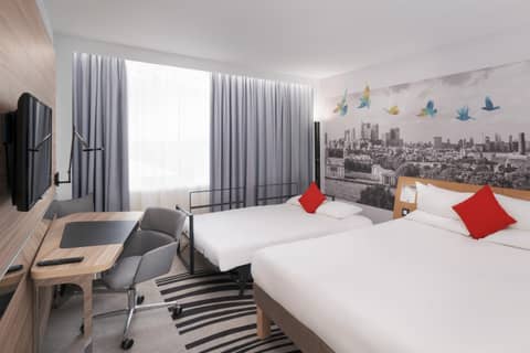 Novotel London Excel — hotel room