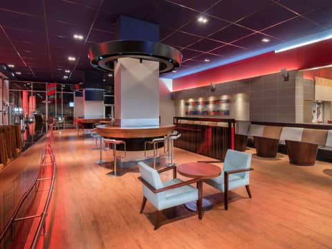 Novotel London Excel — photo 9