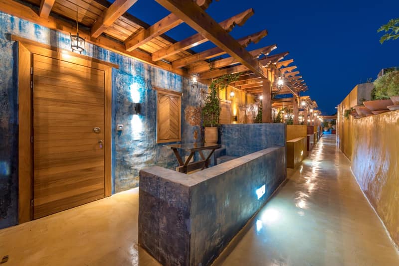 10GR Boutique Hotel & Wine Bar — balance & terrace