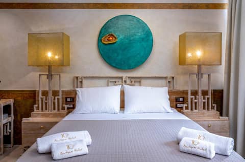 10GR Boutique Hotel & Wine Bar — bedroom