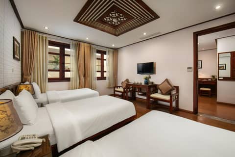 Hanoi Nostalgia Hotel & Spa — hotel room